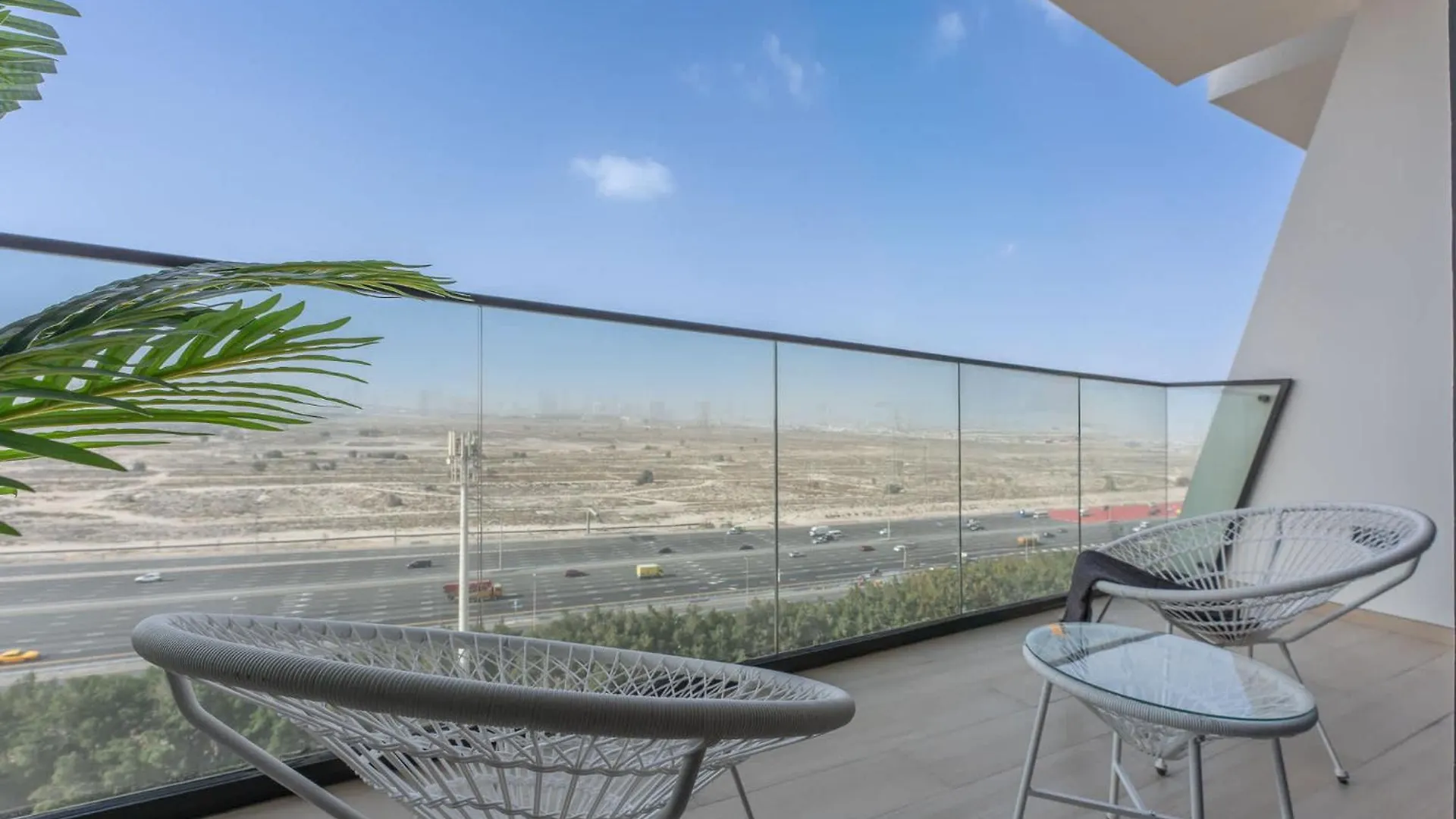 1 Bedroom In Binghatti Heights Perfect For Getaway Dubai