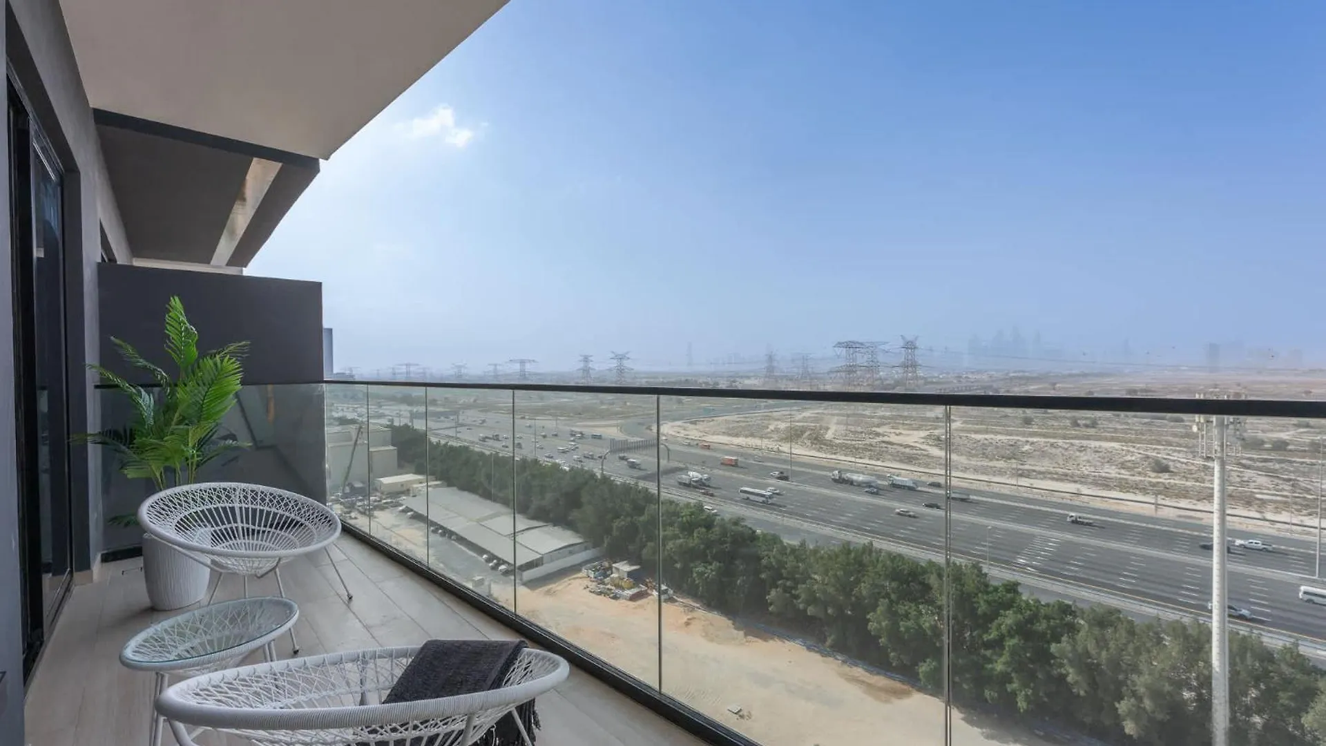 1 Bedroom In Binghatti Heights Perfect For Getaway Dubai 0*,
