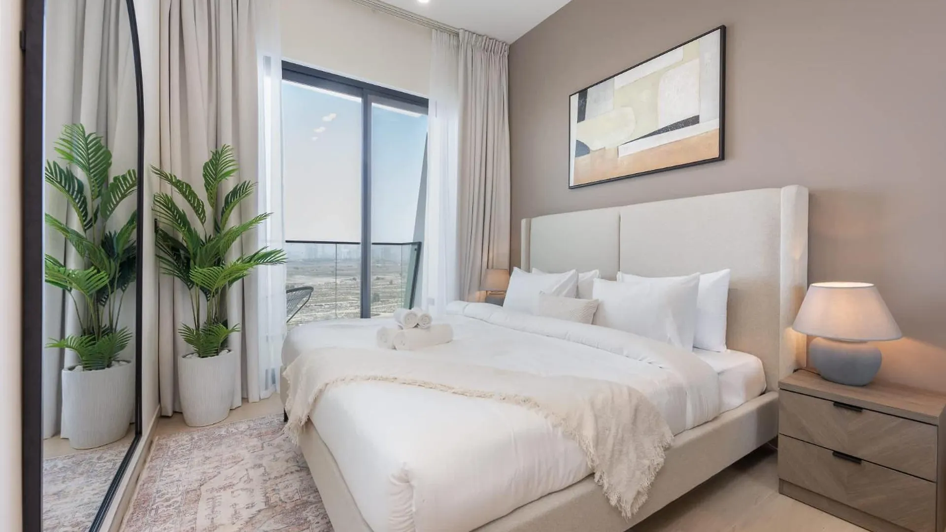 1 Bedroom In Binghatti Heights Perfect For Getaway Dubai 0*,