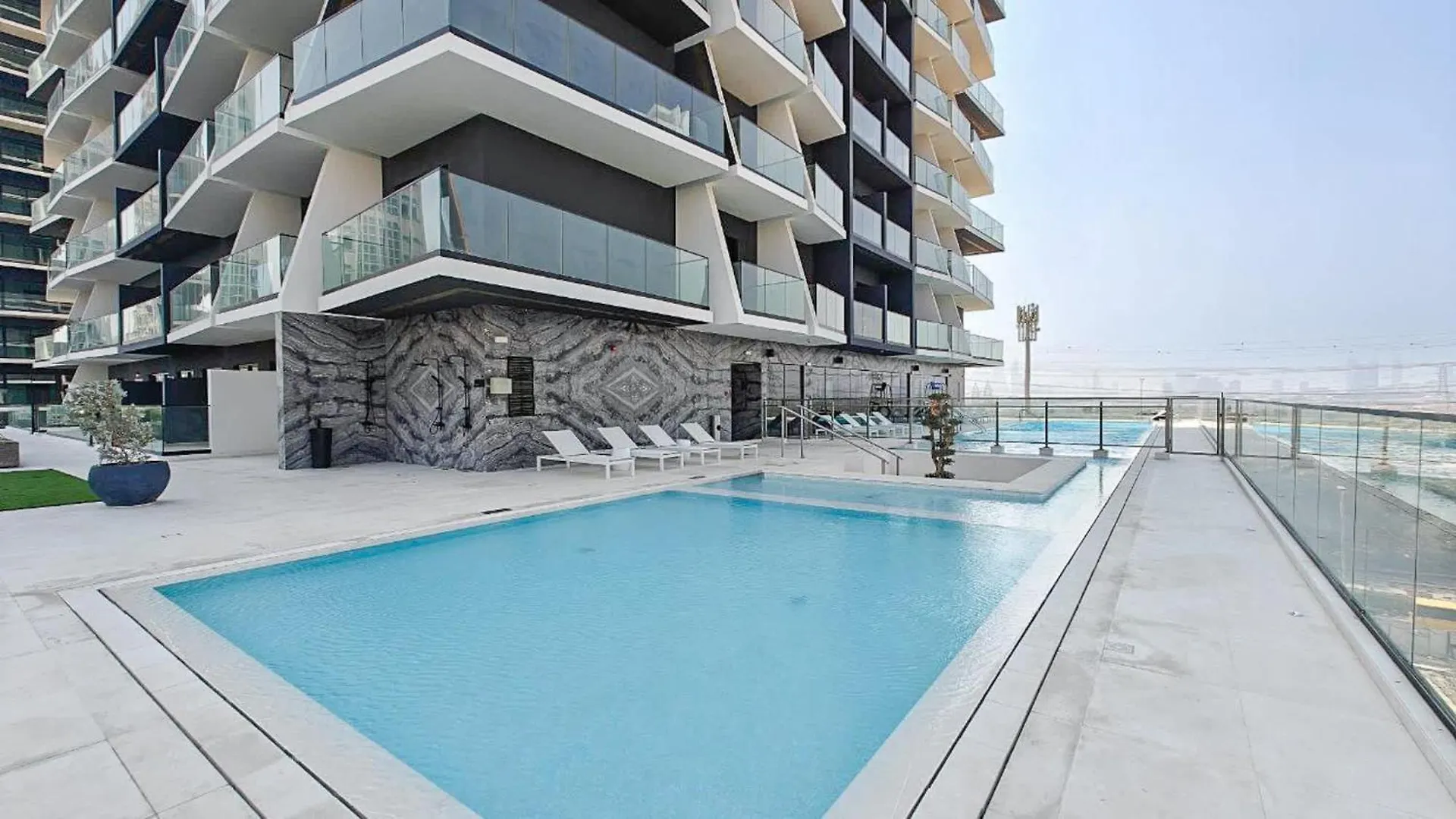 1 Bedroom In Binghatti Heights Perfect For Getaway Dubai United Arab Emirates